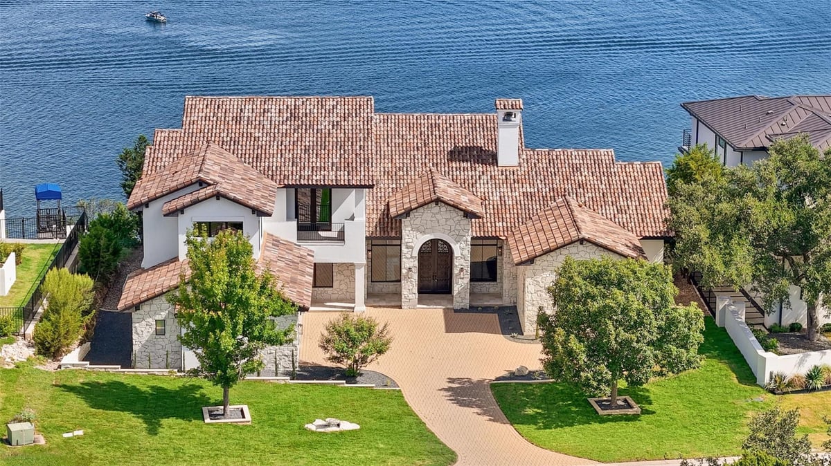 View 1208 Watercliffe DR in Waterford On Lake Travis Sec 3 1208 Watercliffe DR - front exterior - Luxury home in Waterford On Lake Travis Sec 3, Lago Vista, TX