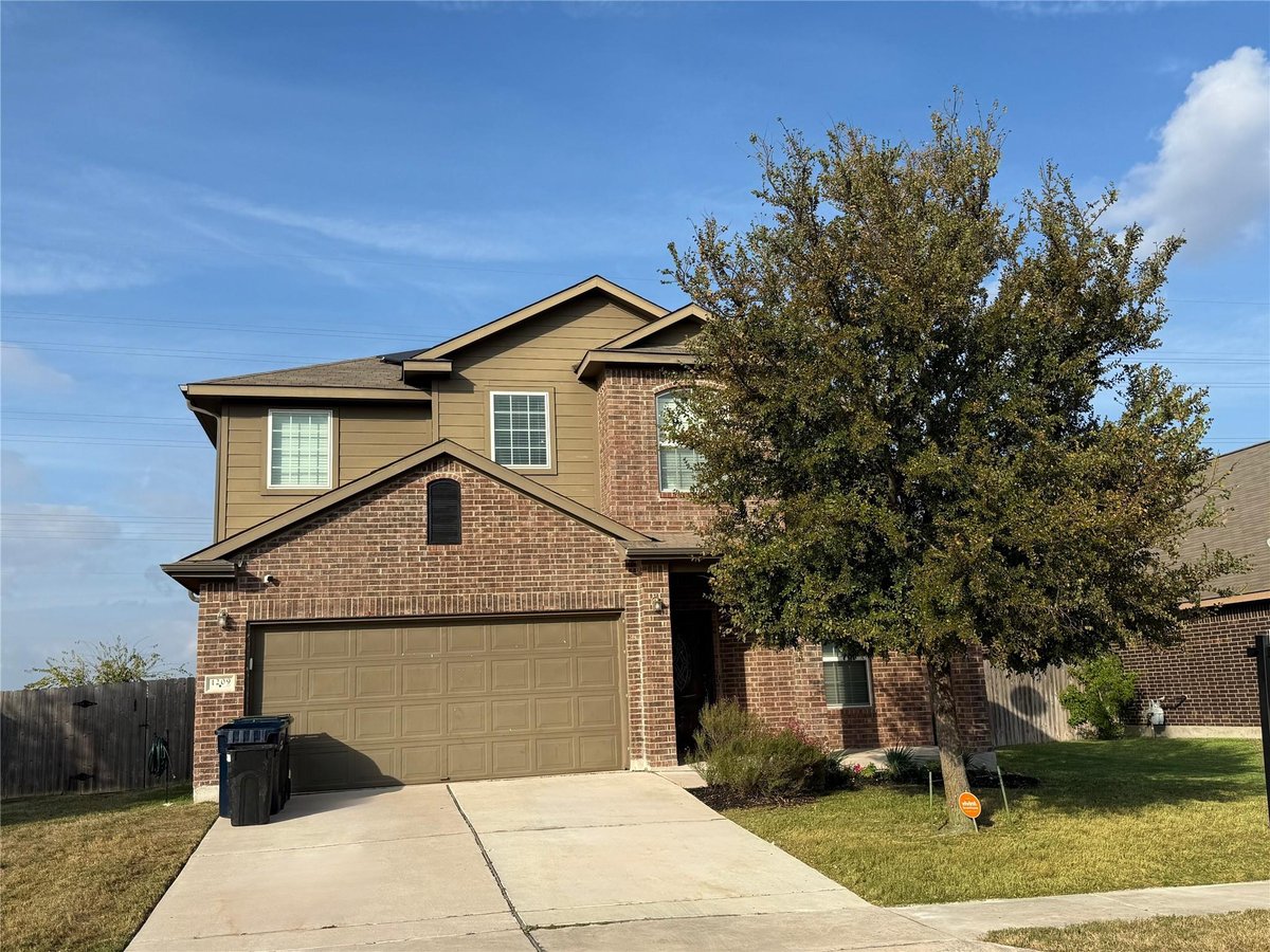 View 1209 Rhonda CV in Carol Meadows Sec 01 1209 Rhonda CV - front exterior - Luxury home in Carol Meadows Sec 01, Hutto, TX