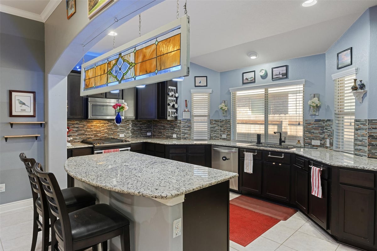 Primary bedroom at 121 Pincea Pl - 3 bed 2 bath home