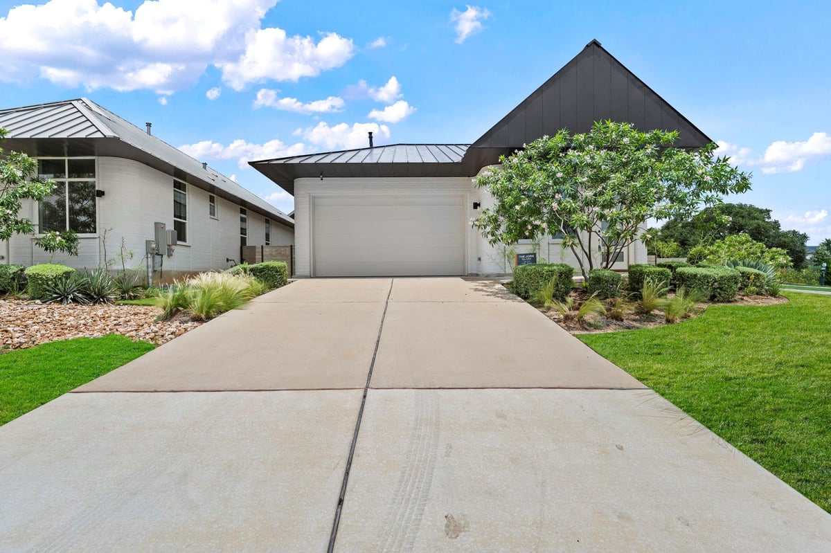 121 Rough Creek RD - front exterior - Luxury home in Wolf Ranch, Georgetown, TX