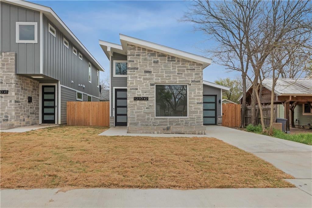 View 1210 Brentwood ST Unit #2 in Violet Crown Heights Sec 01 1210 Brentwood ST Unit #2 - property photo 1 - Luxury home in Violet Crown Heights Sec 01, Austin, TX