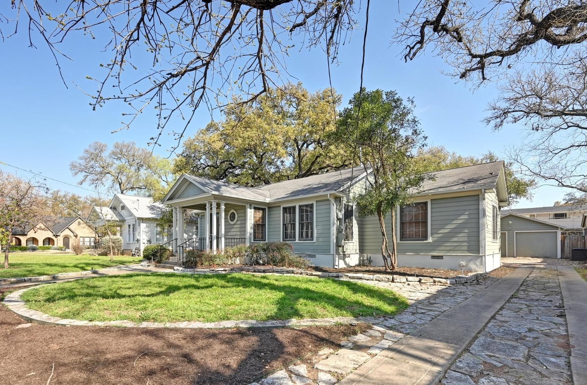 View 1210 W 12th ST in Division Z 1210 W 12th ST - front exterior - Luxury home in Division Z, Austin, TX