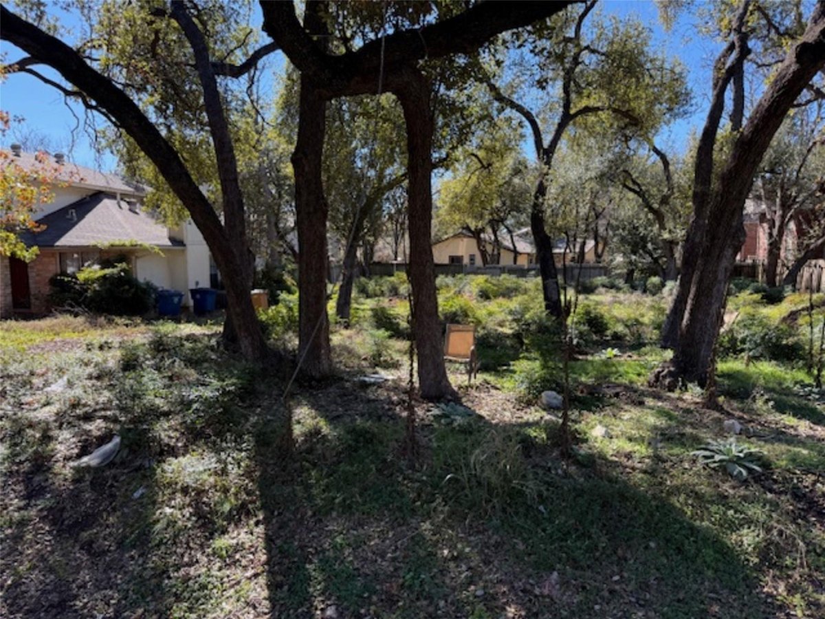 Primary bedroom at 12102 Jollyville Rd - Oak Forest West, Austin, TX