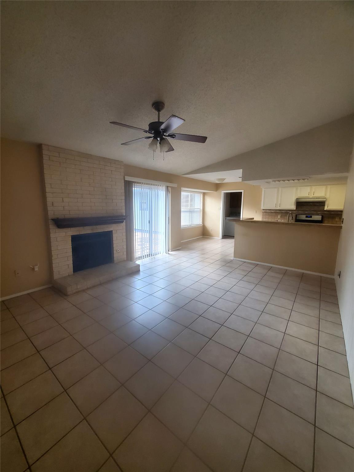 Primary bedroom at 12102 Tanglebriar Cv - 5 bed 3 bath home