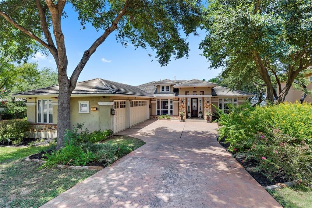 12104 Pleasant Panorama VW - front exterior - Luxury home in Lake Pointe Sec 07, Austin, TX