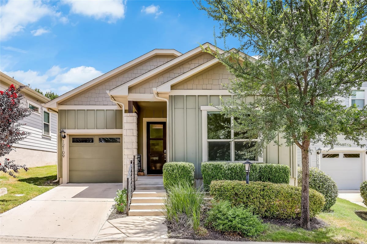 12109 Cottage Promenade Ct - front exterior - Luxury home in Enclave At Walnut Spgs Condo, Austin, TX