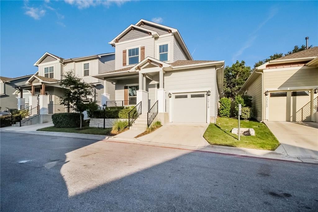 12119 Cottage Promenade Ct - front exterior - Luxury home in Enclave At Walnut Spgs Condo, Austin, TX