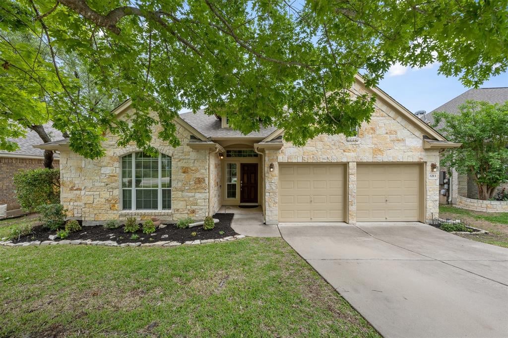 View 1213 Horseback Hollow in Steiner Ranch 1213 Horseback Hollow - front exterior - Luxury home in Steiner Ranch, Austin, TX