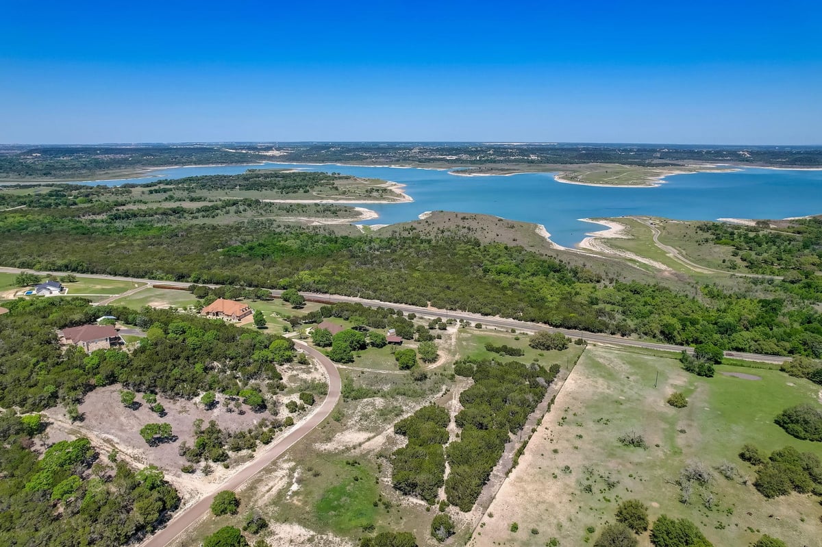 Living area at 1214/1226 Windy Hl - Windy Hill Ranch Sub R, Salado, TX