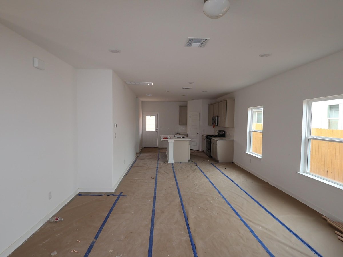 Kitchen at 122 Heritage Forest Pkwy - 4 bed 3 bath home