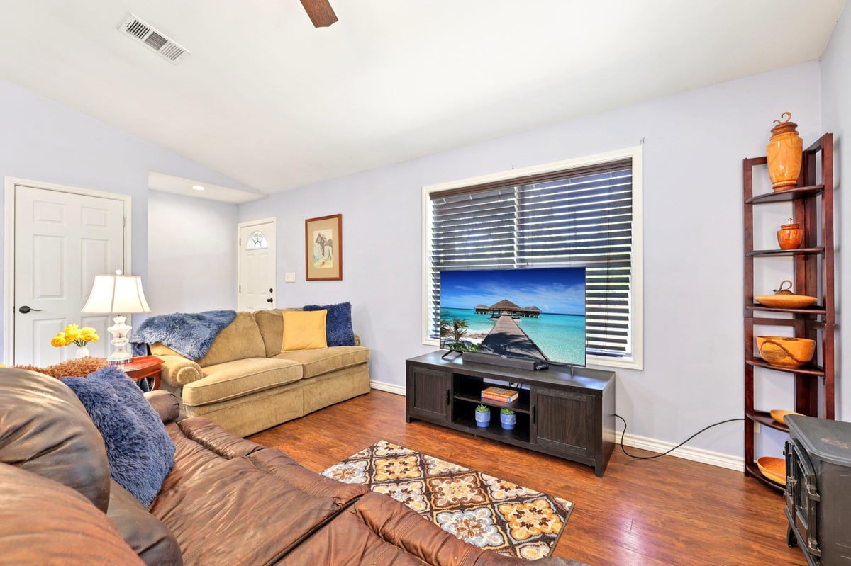 Primary bedroom at 122  Rolling Pines Dr - 2 bed 1 bath home