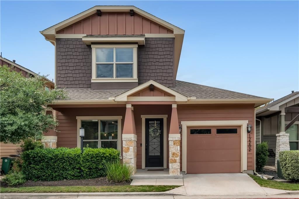 12202 Cottage Promenade Ct - front exterior - Luxury home in Enclave At Walnut Spgs Condo, Austin, TX