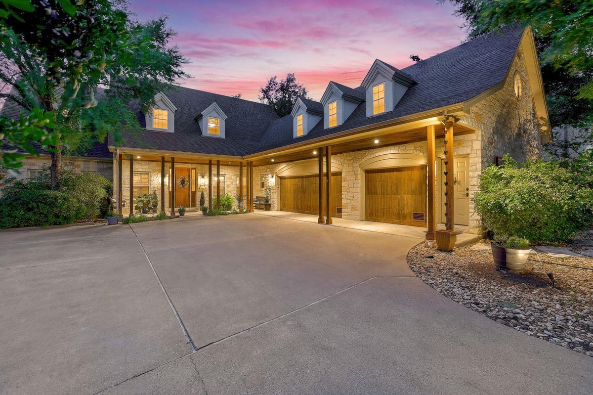 View 1221 Havre Lafitte DR in Treemont Ph B Sec 05 1221 Havre Lafitte DR - front exterior - Luxury home in Treemont Ph B Sec 05, Austin, TX