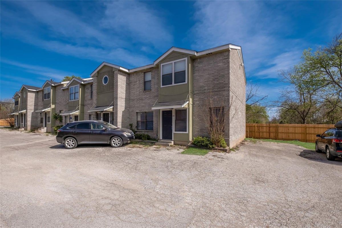 View 1221 W Hopkins St Unit #16 in San Marcos 1221 W Hopkins St Unit #16, photo 1, San Marcos, San Marcos, TX