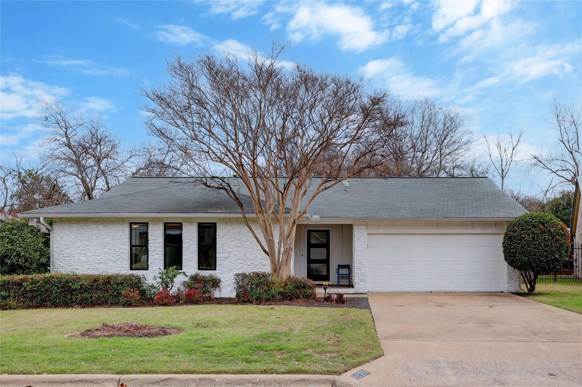 View 12211 Arrowwood Dr in Milwood Sec 8 12211 Arrowwood Dr - front exterior - Luxury home in Milwood Sec 8, Austin, TX