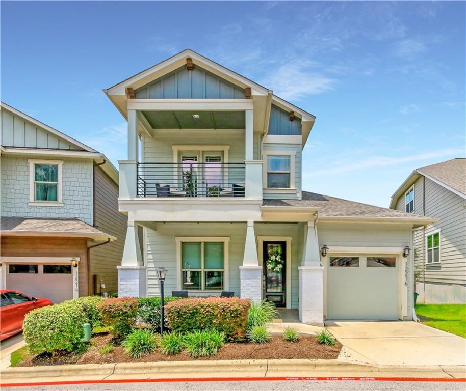 12216 Cottage Promenade Ct - front exterior - Luxury home in Enclave At Walnut Spgs Condo, Austin, TX
