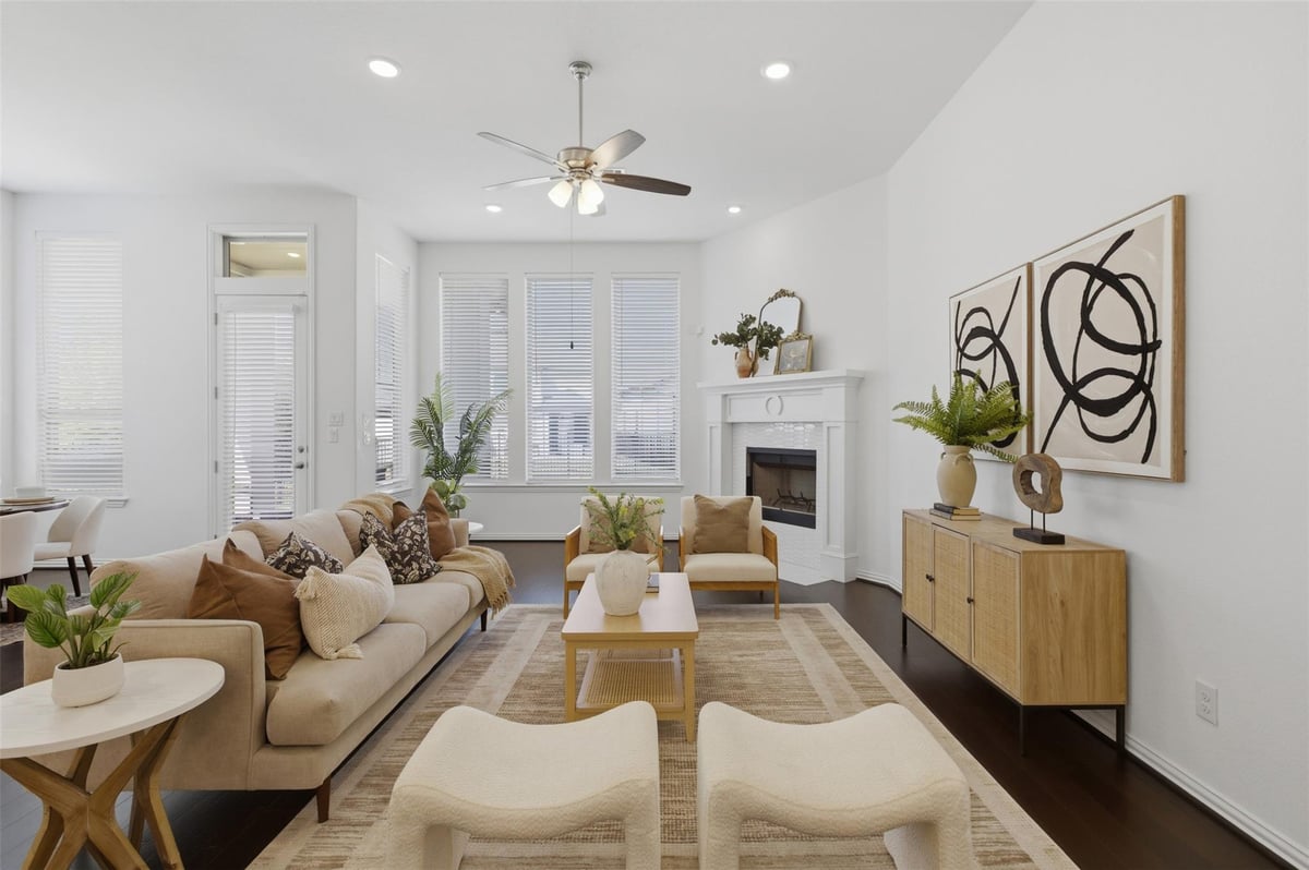 Living area at 1228 Siena Sunset Rd - 4 bed 3 bath home