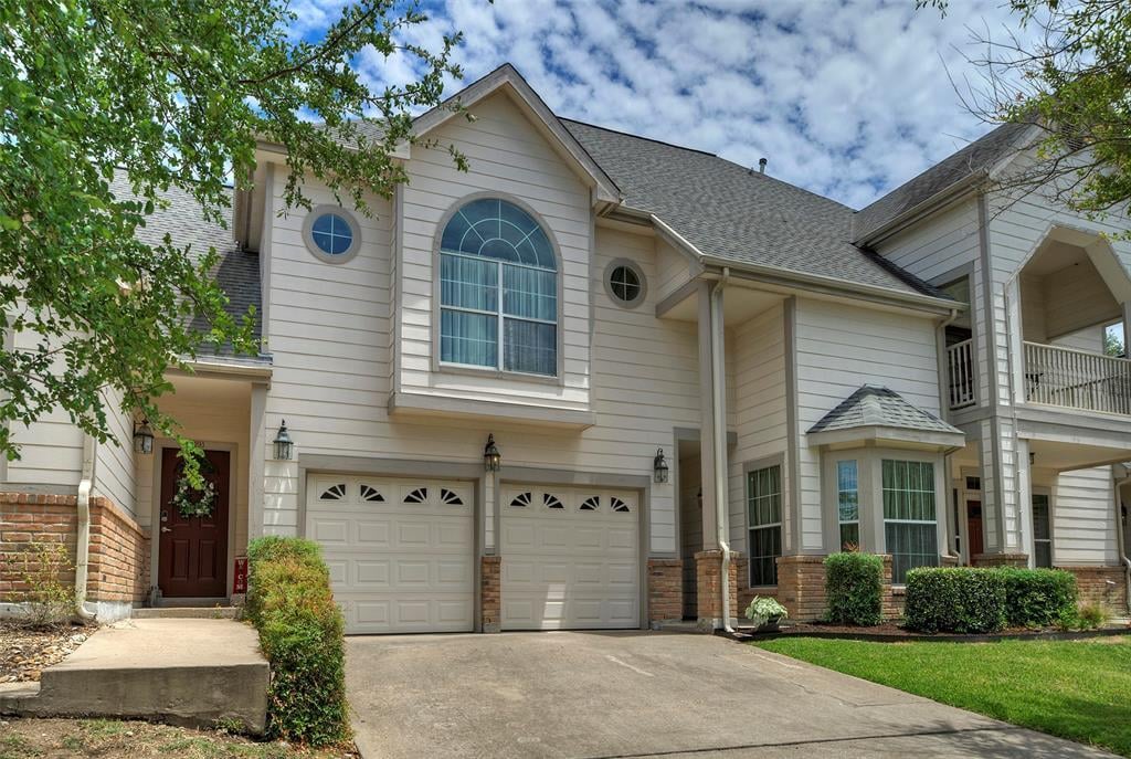 View 12289 Mulligan Glen CT Unit #C in Victoria Glen Amd 12289 Mulligan Glen CT Unit #C - property photo 1 - Luxury home in Victoria Glen Amd, Austin, TX