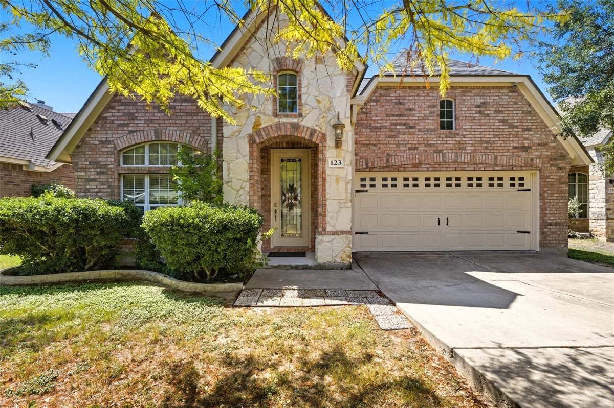 View 123 Justin Leonard Dr in Forest Creek 123 Justin Leonard Dr - front exterior - Luxury home in Forest Creek, Round Rock, TX
