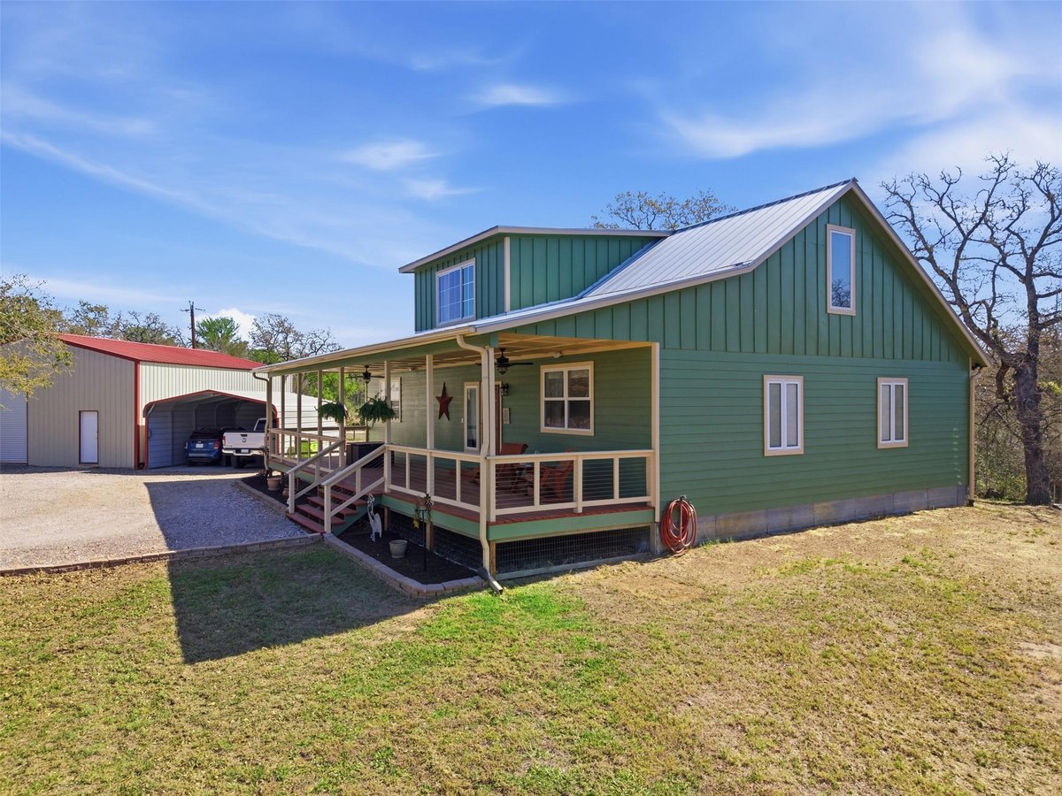 Kitchen at 123 Meadowood Dr - 3 bed 2 bath home