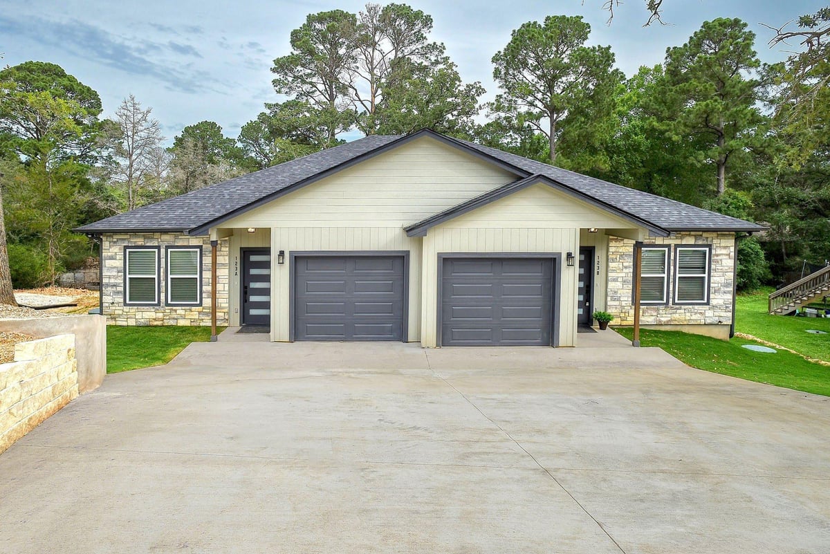 View 123 S Kanaio DR in Tahitian Village, 123 S Kanaio DR - front exterior - Luxury home in Tahitian Village,, Bastrop, TX