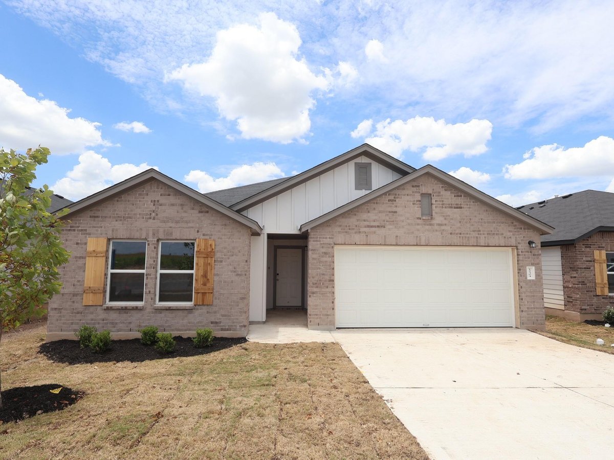 View 12304 Setting Peak LN in Willow Springs 12304 Setting Peak LN - property photo 1 - Luxury home in Willow Springs, Buda, TX
