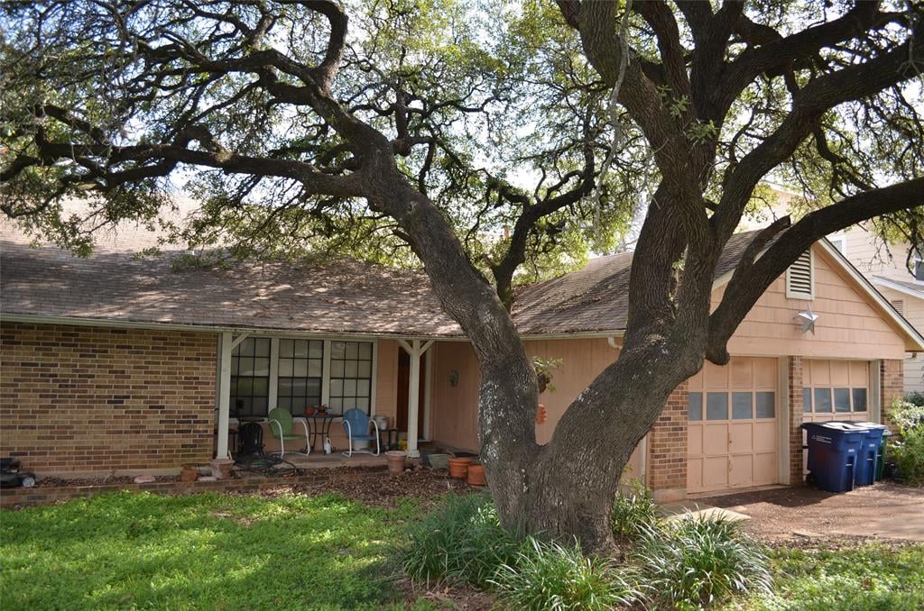 View 12309 Antoinette Pl in Milwood Sec 07 12309 Antoinette Pl - front exterior - Luxury home in Milwood Sec 07, Austin, TX