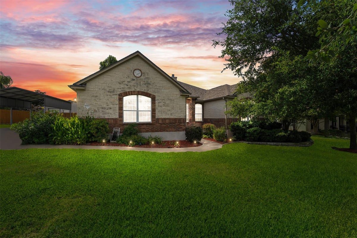 View 12312 Blackberry Rd in Mill Creek Spgs Blackberry 12312 Blackberry Rd - front exterior - Luxury home in Mill Creek Spgs Blackberry, Salado, TX