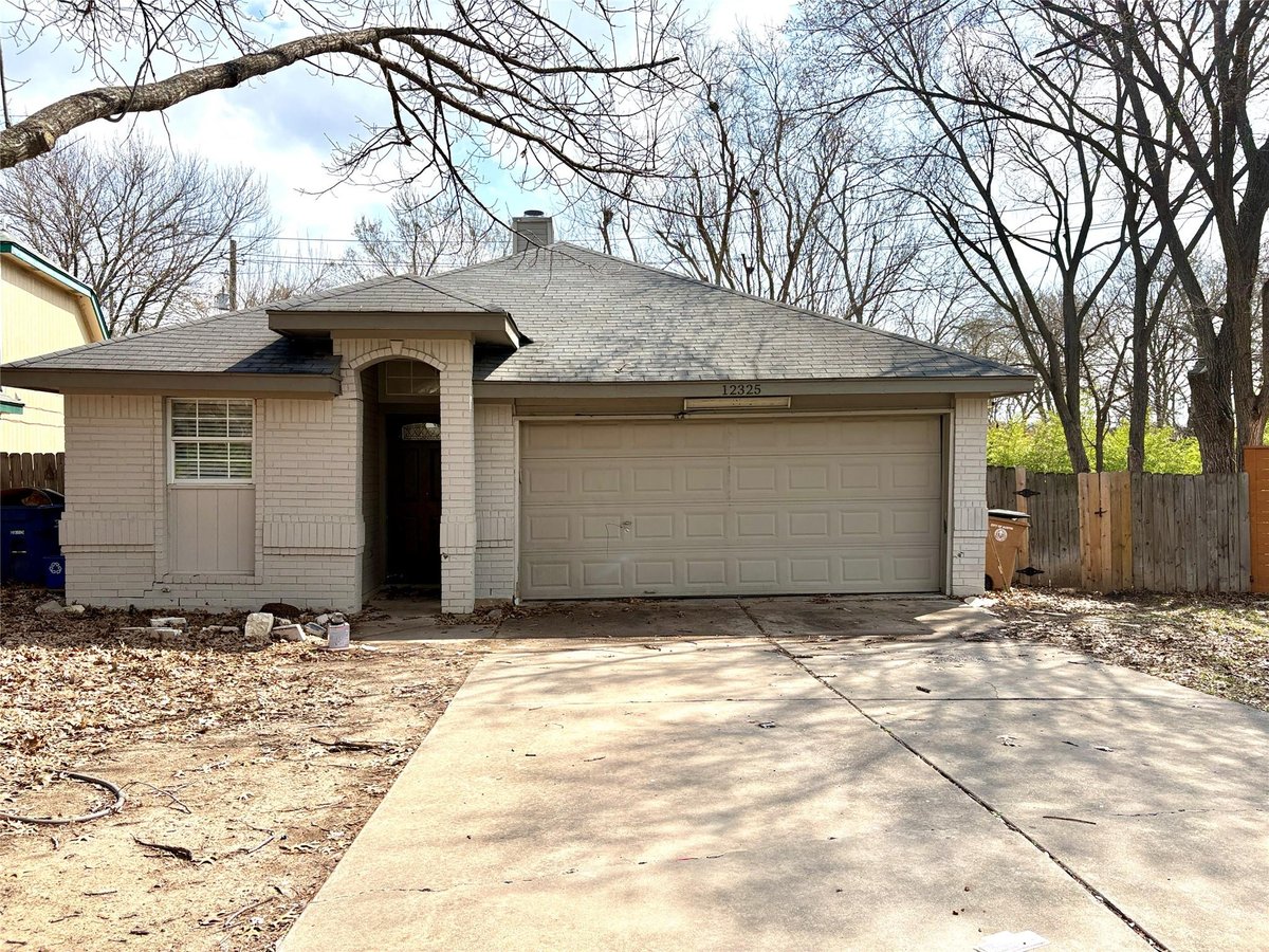 View 12325 Little Fatima Ln in Copperfield Sec 03-B 12325 Little Fatima Ln - front exterior - Luxury home in Copperfield Sec 03-B, Austin, TX