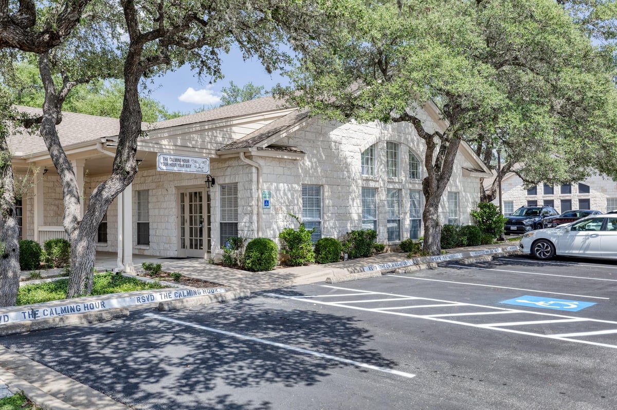 View 12335 Hymeadow DR Unit #Bld 7 Ste 400 in Hymeadow Square Office Park 12335 Hymeadow DR Unit #Bld 7 Ste 400 - front exterior - Luxury home in Hymeadow Square Office Park, Austin, TX