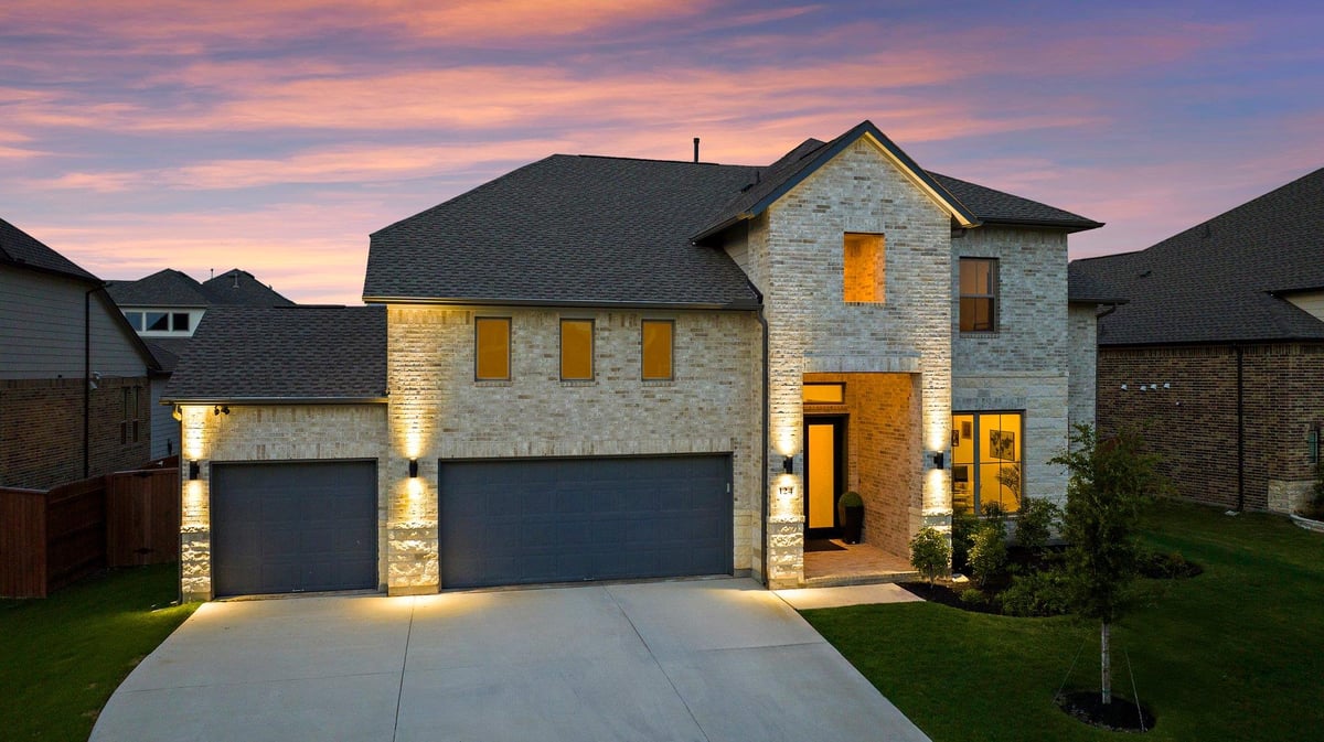 View 124 Low River LN in Oaks at San Gabriel 124 Low River LN - property photo 1 - Luxury home in Oaks at San Gabriel, Georgetown, TX