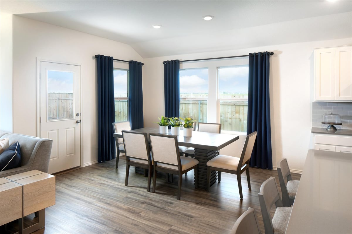 Kitchen at 124  Mayacama Loop - 4 bed 3 bath home
