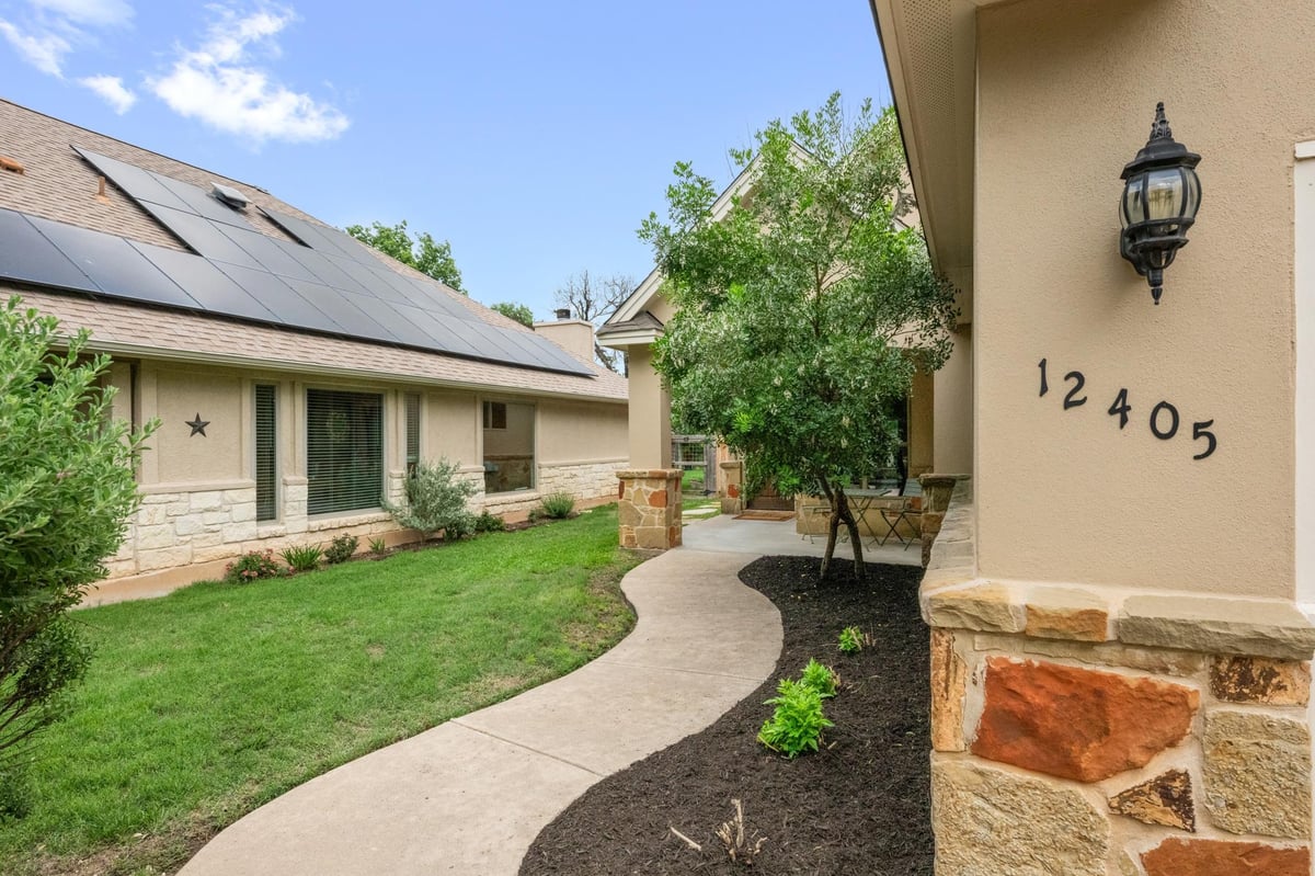 Kitchen at 12405 Oro Valley Trl - 3 bed 2 bath home