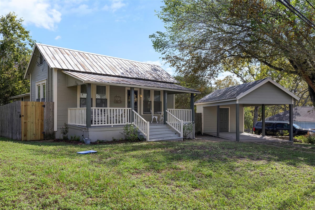 View 12411 E Texas ST in Burton 12411 E Texas ST, photo 1 of 22, Burton, Burton, TX