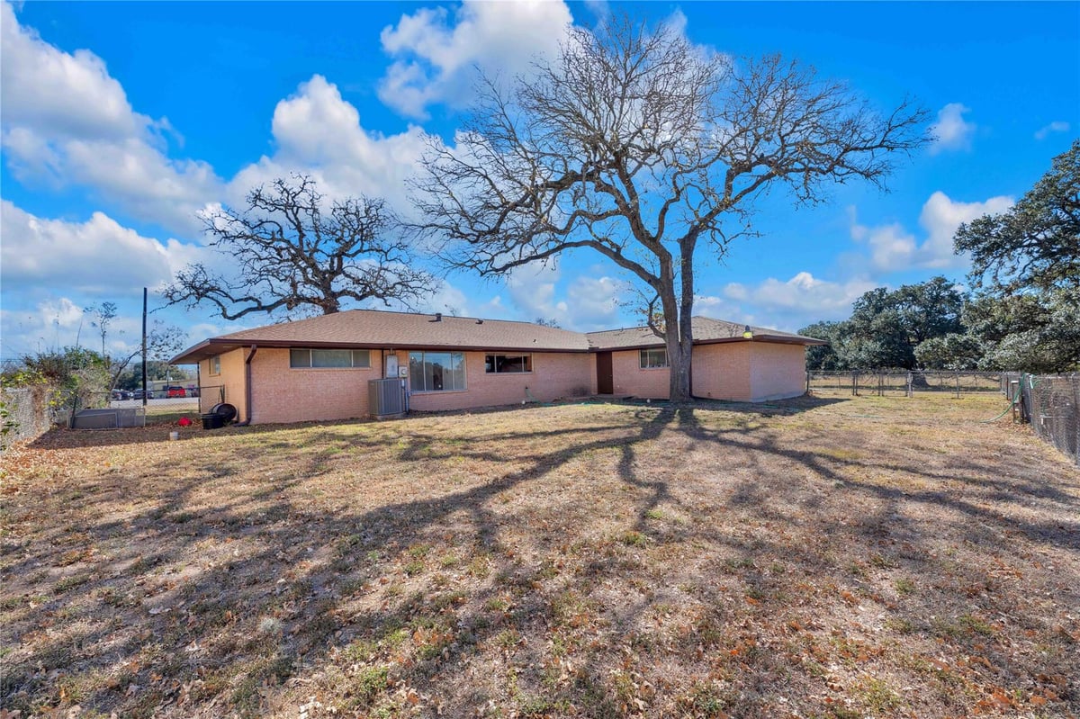 Kitchen at 1243 North Jefferson Hwy - 3 bed 2 bath home
