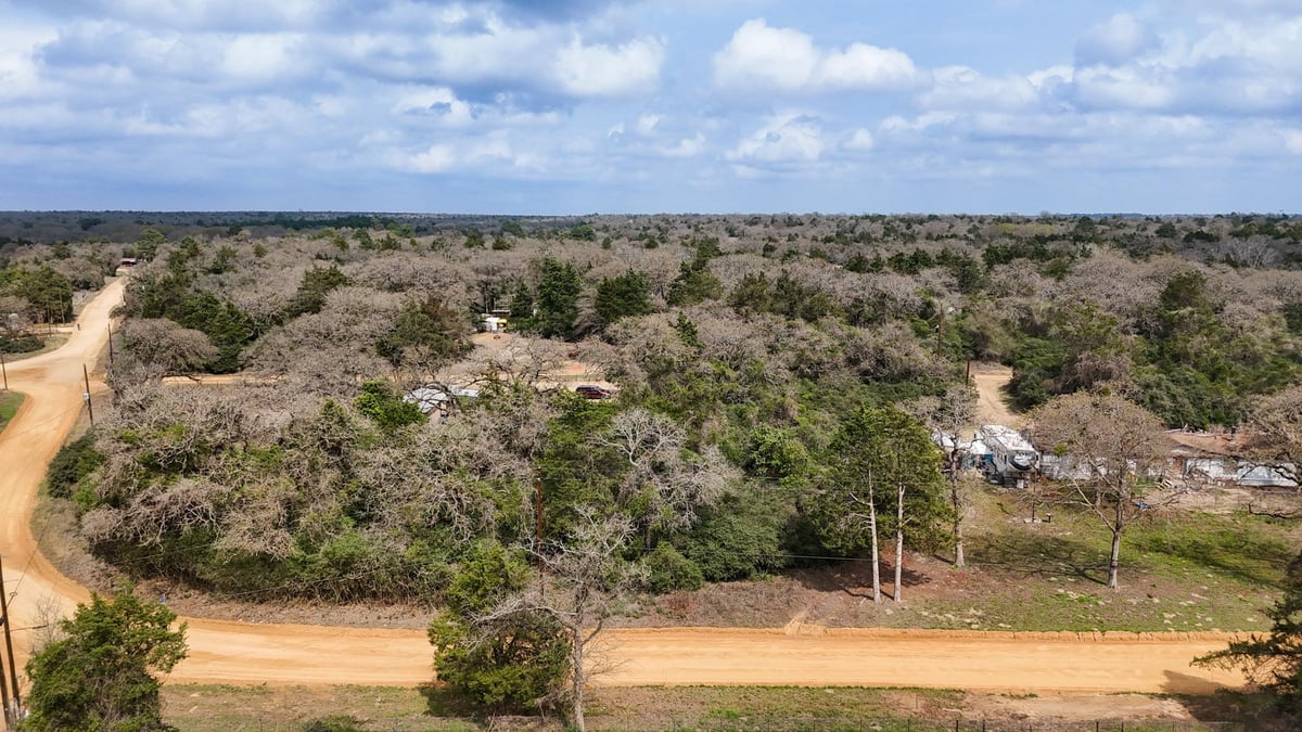View 1244 Yaupon Dr in Cade Lake Sec 4 1244 Yaupon Dr - front exterior - Luxury lot in Cade Lake Sec 4, Caldwell, TX