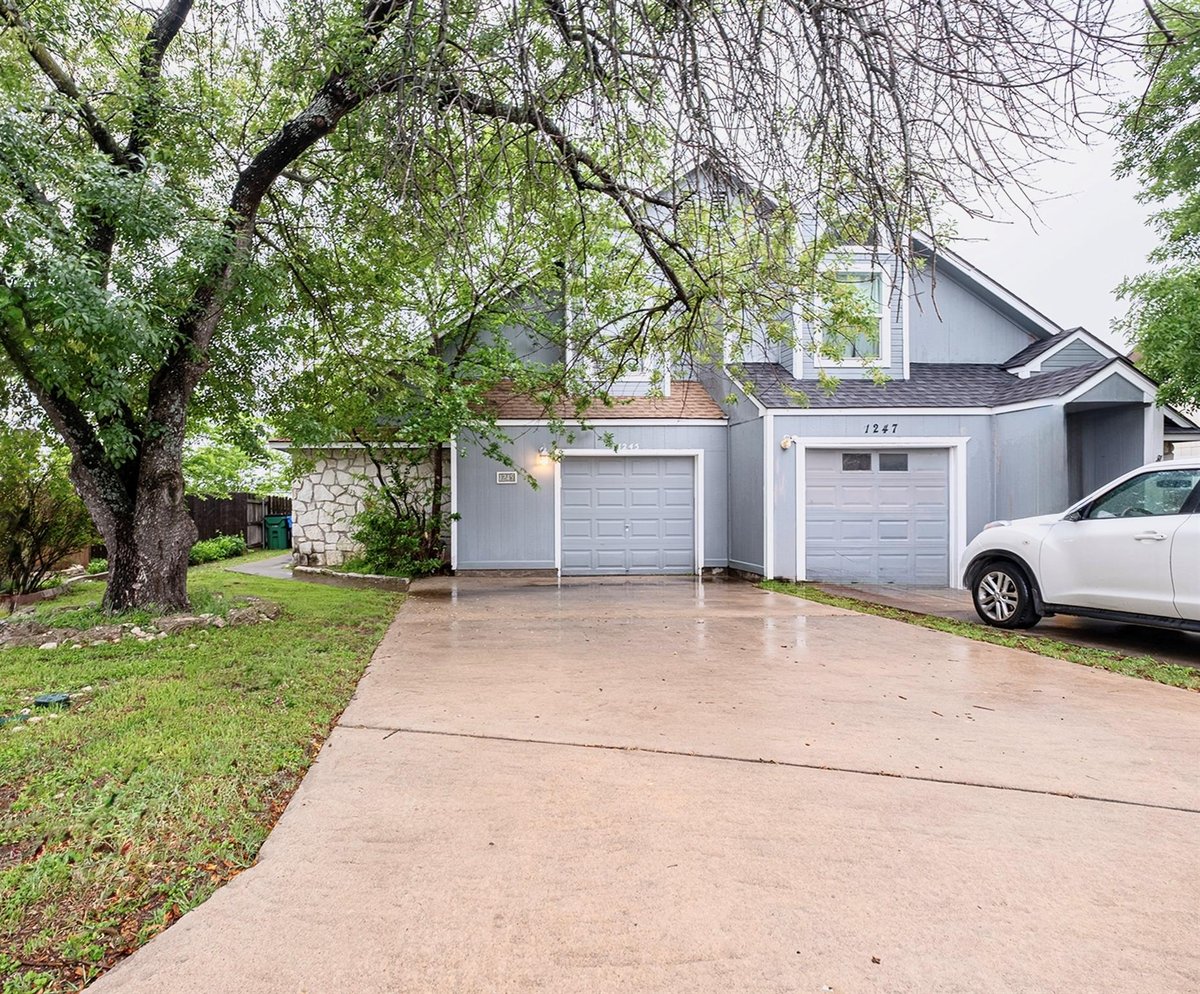 View 1245 Orchard Park Cir in Windermere Ph E 1245 Orchard Park Cir - property photo 1 - Luxury home in Windermere Ph E, Pflugerville, TX