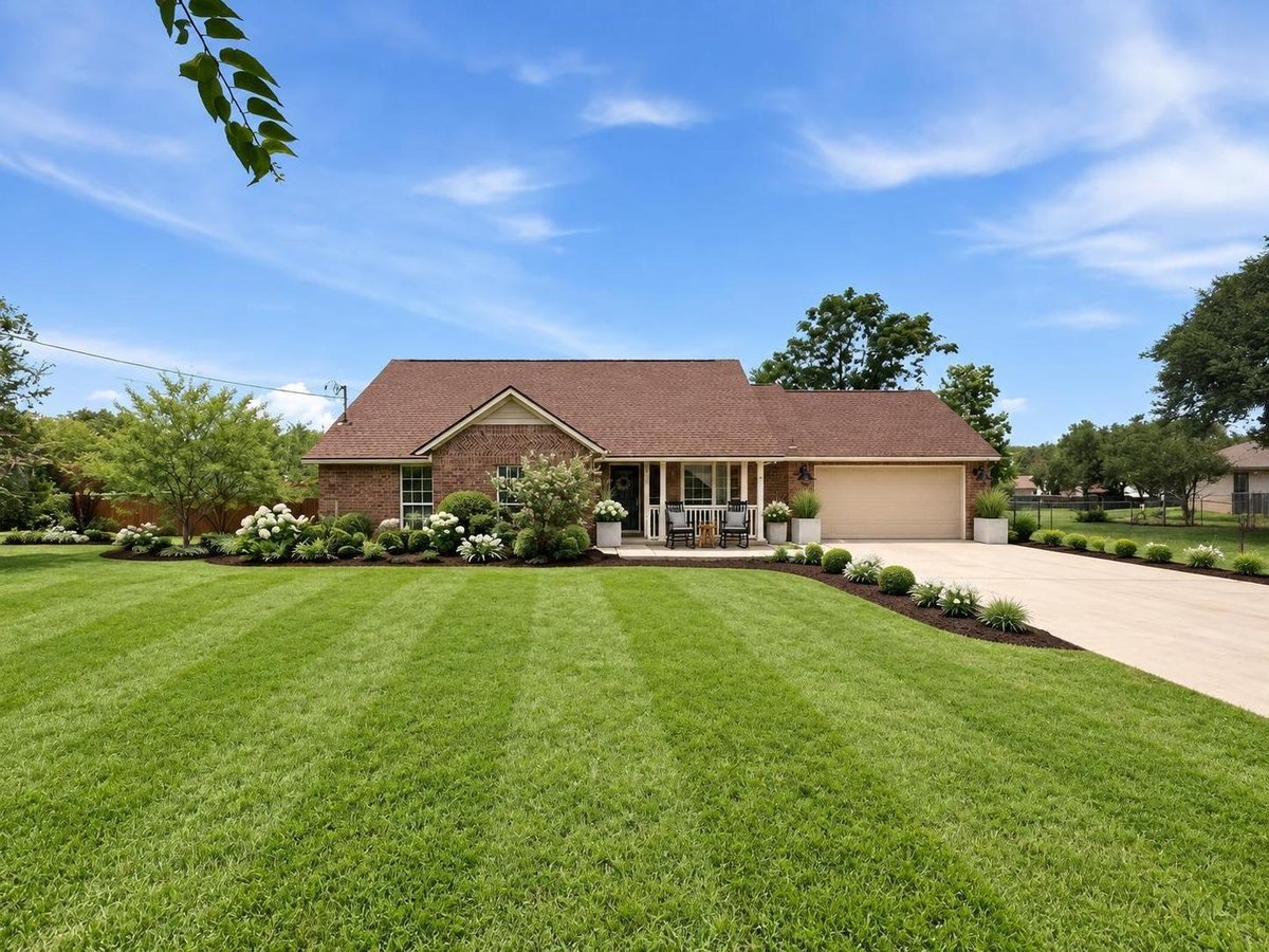 View 125 Barton RD in San Marcos 125 Barton RD, photo 1 of 40, San Marcos, San Marcos, TX