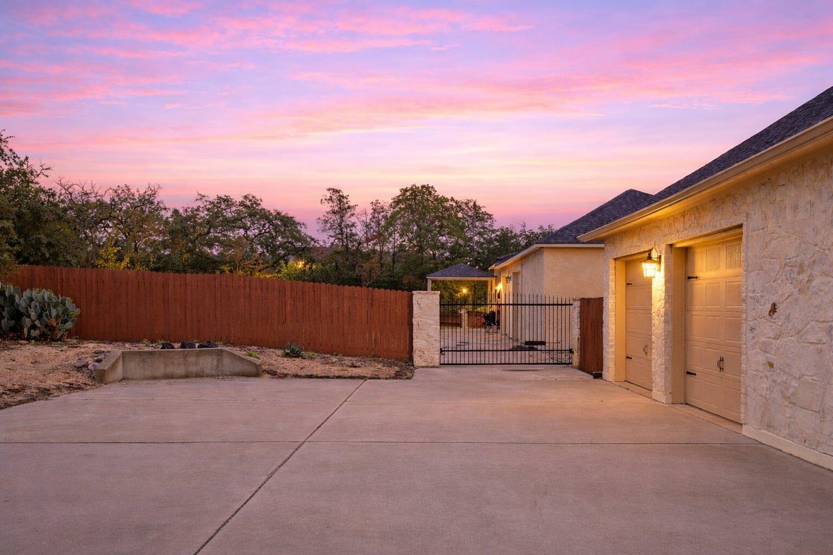 Primary bedroom at 125 Carriage Ct - 4 bed 2 bath home