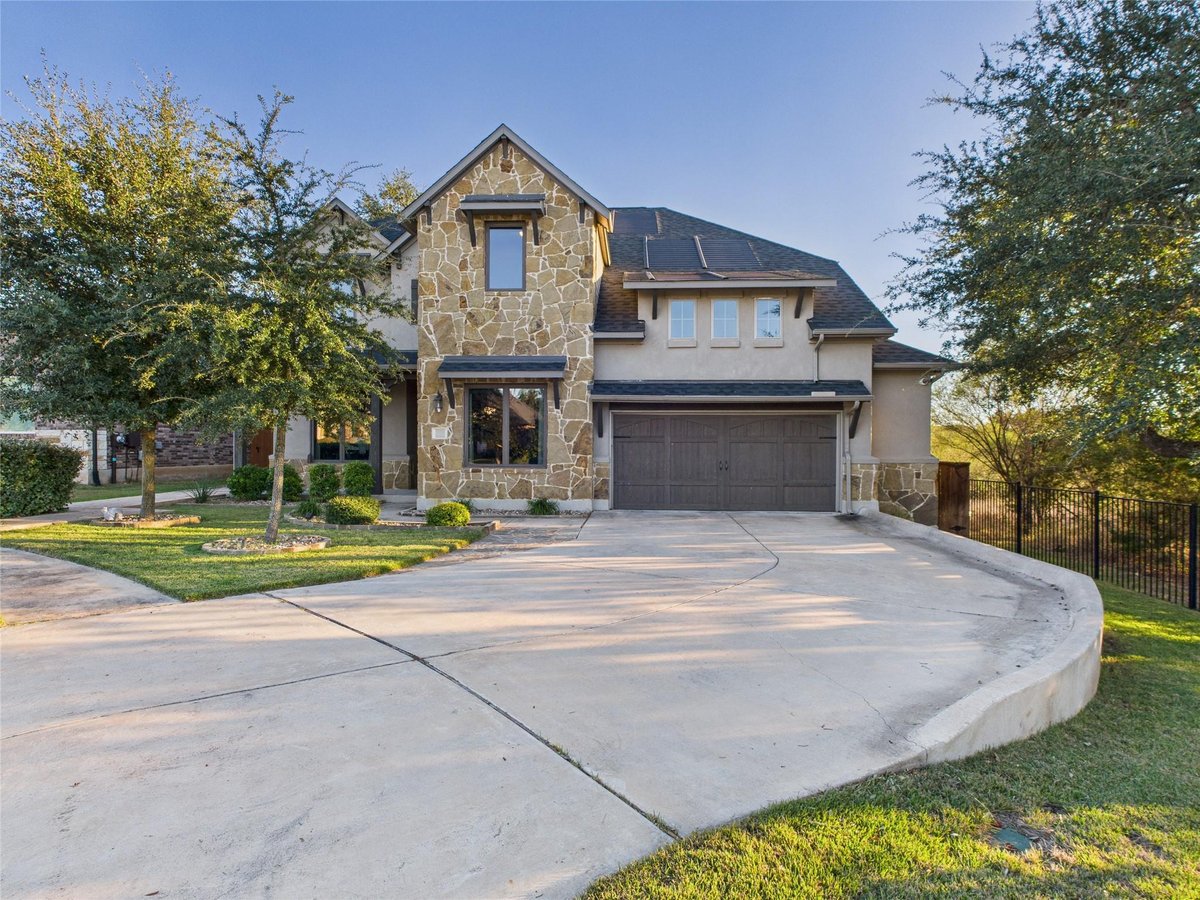 Kitchen at 125 Frogfruit Way - 5 bed 3 bath home