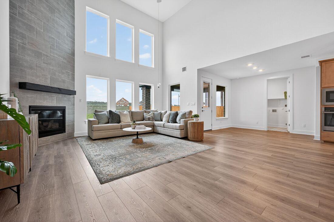 Primary bedroom at 125 Las Posas Dr - 5 bed 4 bath home