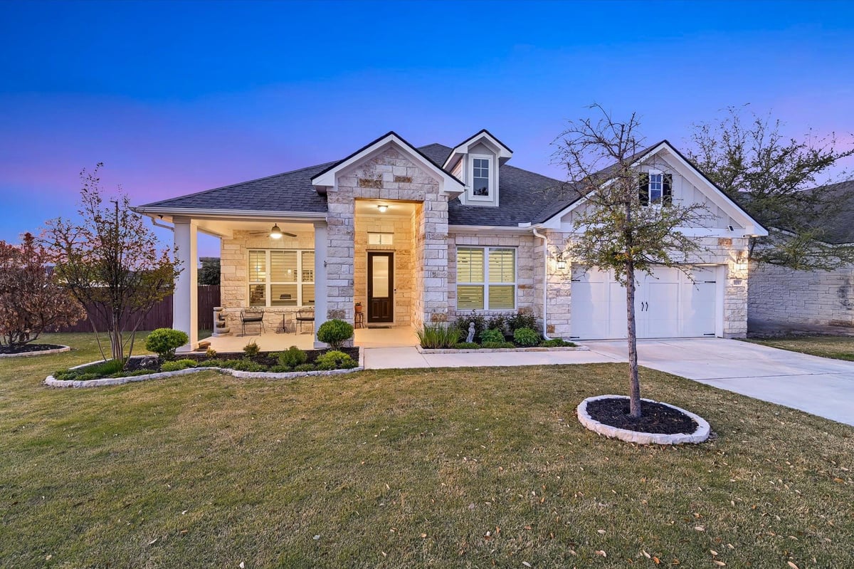 View 125 Ridgeview Ct in Morningstar Ph 1 Sec 4A 125 Ridgeview Ct - property photo 1 - Luxury home in Morningstar Ph 1 Sec 4A, Georgetown, TX