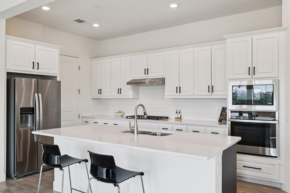 Living area at 12500 Simmental Dr - 5 bed 2 bath home
