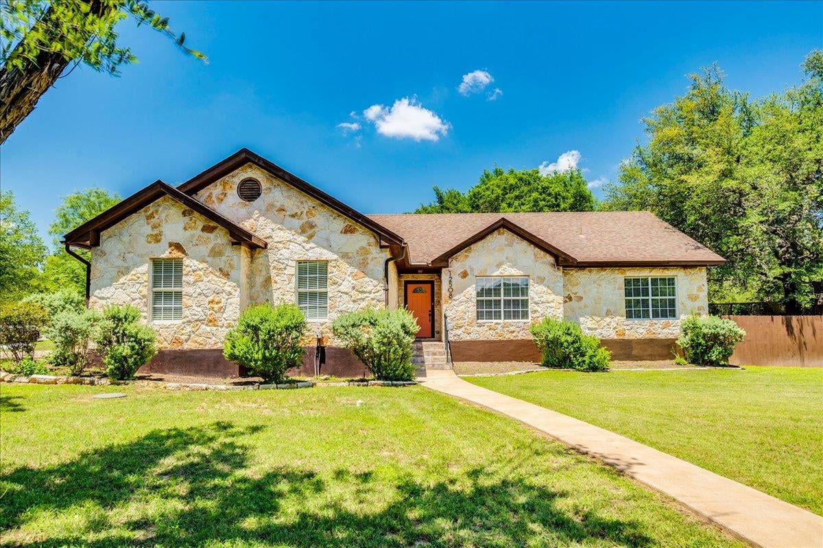 12508 Mixson - front exterior - Luxury home in River Ridge, Austin, TX