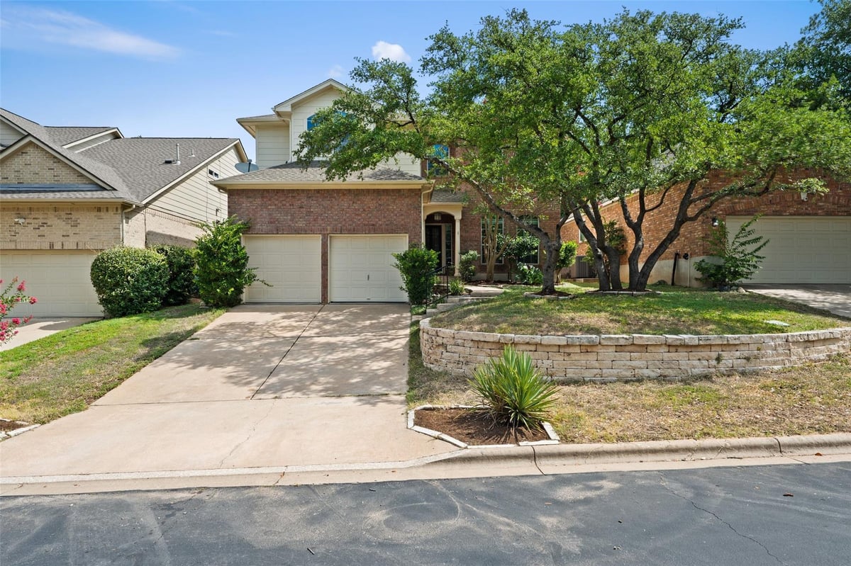 View 12536 Canyon Glen DR in Steiner Ranch Ph 02 Sec 04A 12536 Canyon Glen DR - property photo 1 - Luxury home in Steiner Ranch Ph 02 Sec 04A, Austin, TX