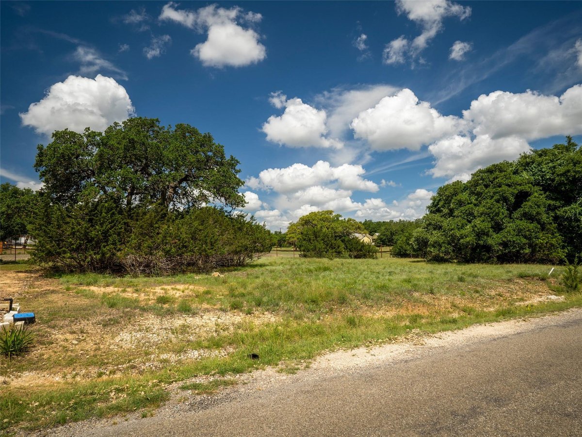 View 126 Frank Jones in Rockin J Ranch 126 Frank Jones - front exterior - Luxury lot in Rockin J Ranch, Blanco, TX