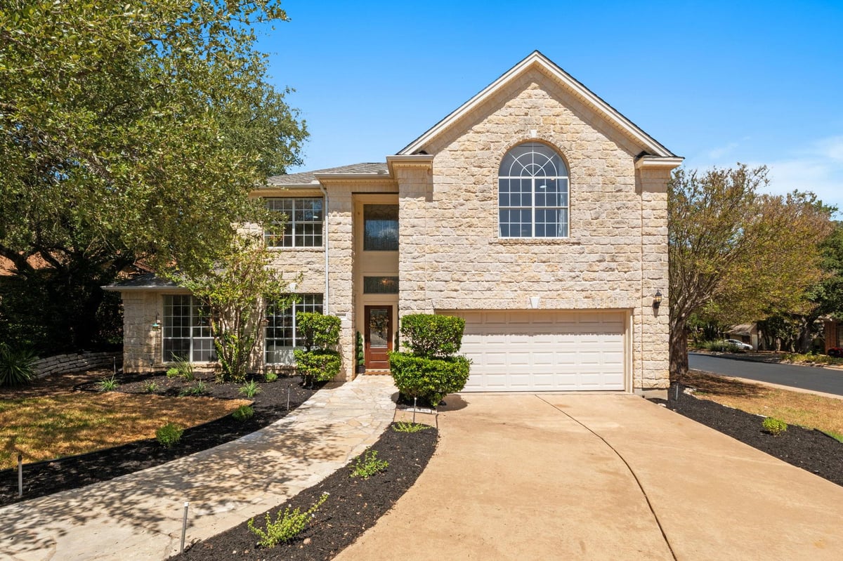 View 12600 Schreiner CT in Steiner Ranch Ph 01 Sec 02-A 12600 Schreiner CT - property photo 1 - Luxury home in Steiner Ranch Ph 01 Sec 02-A, Austin, TX