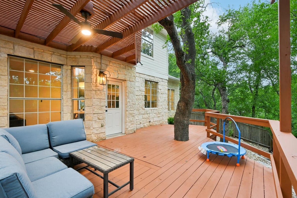 Living area at 12604 McNelly Trl - 3 bed 2 bath home