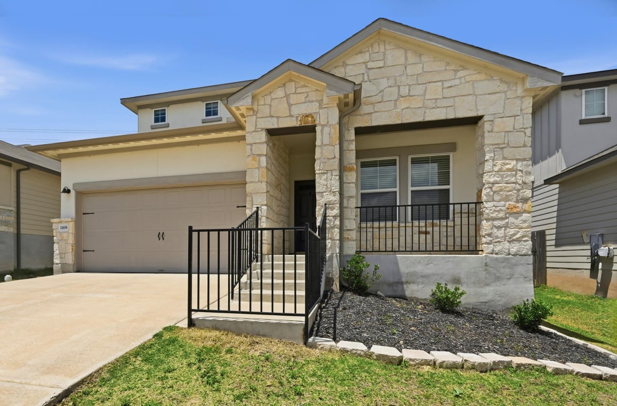12606 Dairywork Rd - front exterior - Luxury home in Turners Crossing, Buda, TX