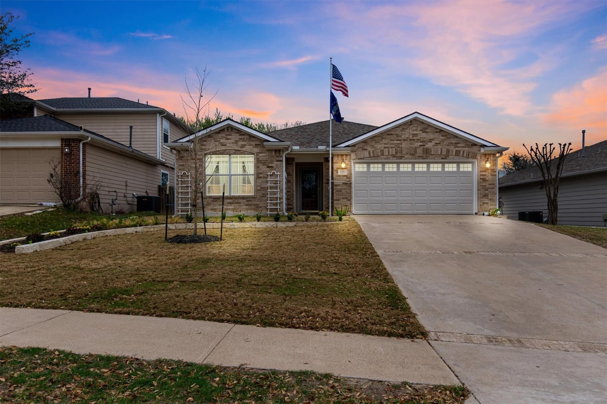View 1270 Sweet Gum in Hometown Kyle Ph 3 Sec 2 1270 Sweet Gum - property photo 1 - Luxury home in Hometown Kyle Ph 3 Sec 2, Kyle, TX